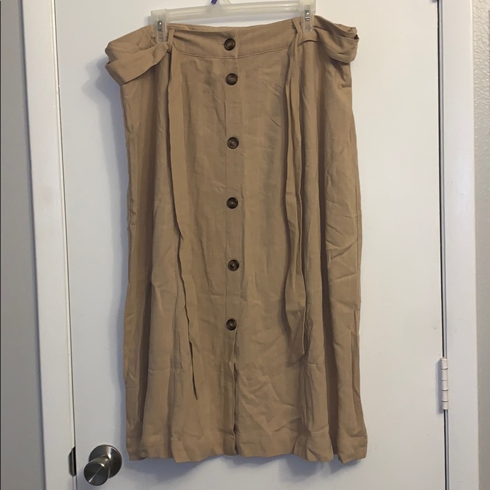 Plus 2X forever 21 tan midi button skirt